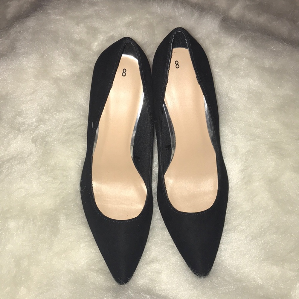 Black heels 👠